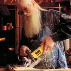 Ranhuradora 600W DeWALT DW682K-QS